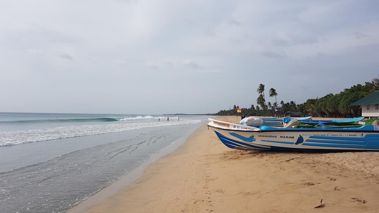 Luna Beach Hotel Nilaveli Eksteriør bilde
