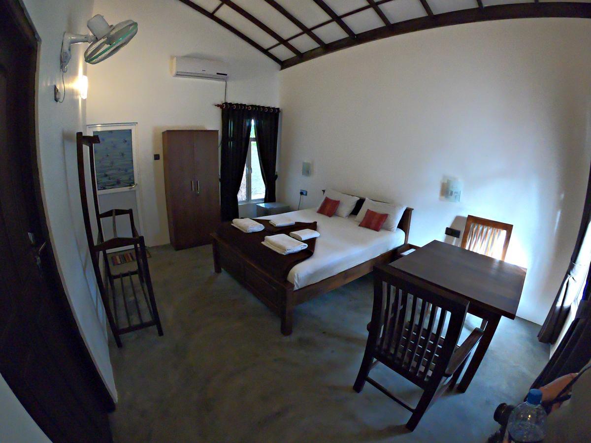 Luna Beach Hotel Nilaveli Eksteriør bilde