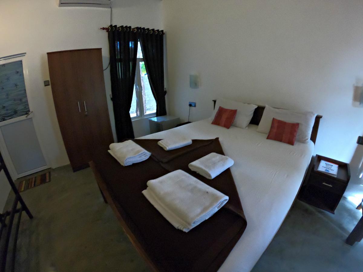 Luna Beach Hotel Nilaveli Eksteriør bilde